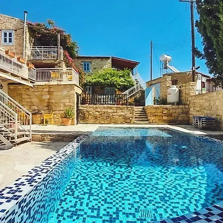 Country house Danae House Tochni